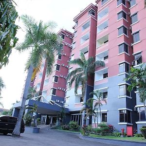 Sejahtera Family Hotel & Apartment